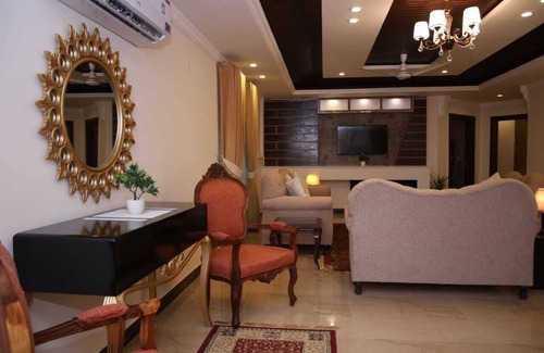 Lahore Apartamento | Luxury 3 Bedrooms Apartment RG