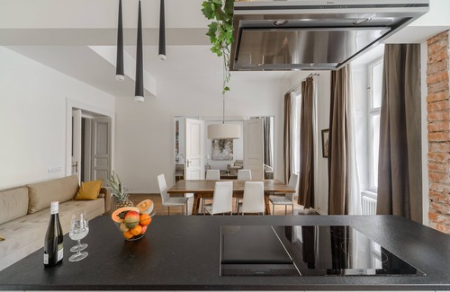 Nove Mesto Apartamento | Luxury 3-bedrooms apartments