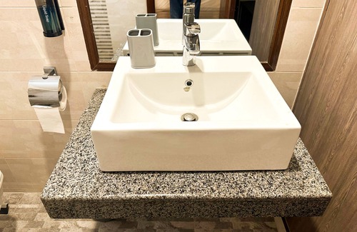 Karachi Apartamento | Luxury 3 Bedrooms Cozy Apartment on Shahrah-e-Faisal