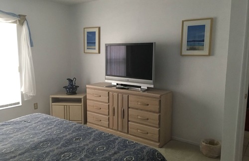 Indian Point Villa | De lujo de 3 dormitorios 2 baños Villa con piscina, Wi-Fi gratuito, EE.UU. llama, HDTV Gratis