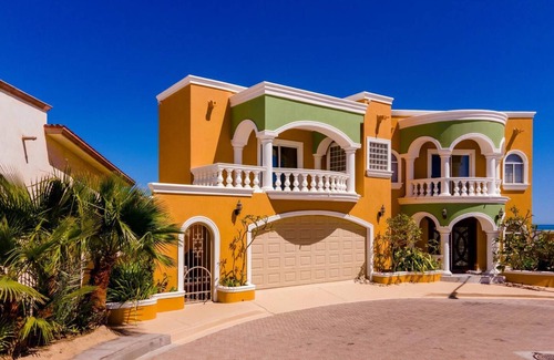 San Felipe Casa | Luxury 3-Story Beachfront Villa in San Felipe with Private Pool – Casa Mostaza