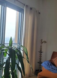 Ibbanwala Apartamento | Luxury 32nd Floor 2 Bed-2 Bath Apartment with Pool, Harbour & Lotus Tower views