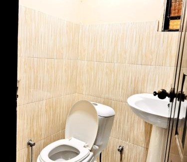 Karachi Apartamento | Luxury 3BR Apartment Near KarachiAirport,MalirCant