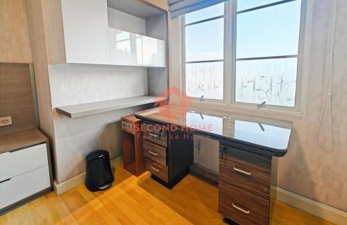 Kelapa Gading Barat Apartamento | Luxury 3BR MOI Apt with Pool Wi-Fi Netflix by 2ndHome