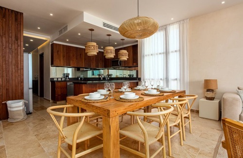 Soliman Bay Condominio | Luxury 3BR Oasis | Ocean View | Private Pool