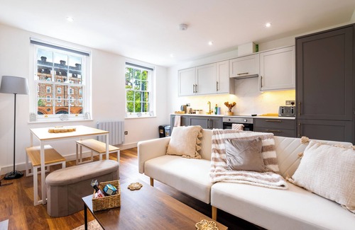 Dartmouth Park Apartamento | Luxury 3BR Pool Table GymBike SmartTV WiFi