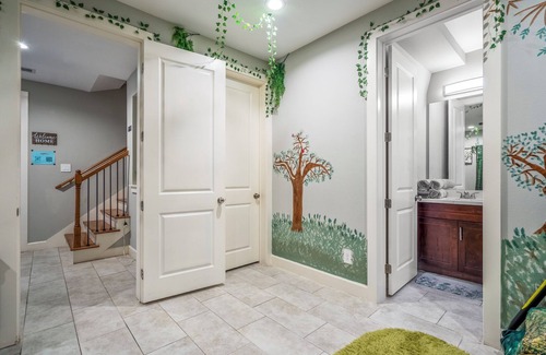 Riverside Terrace Casa | Luxury 3BRM, 3.5B House: Near Downtown, Medical Center & NRG Stadium