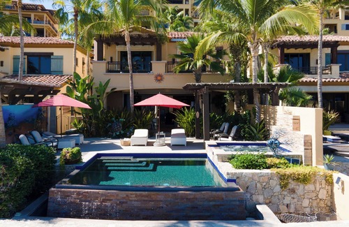 El Medano Ejidal Villa | Luxury 4 Bd Beachfront Villa #6 in Cabo 5-Star Service
