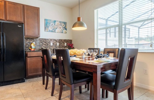 Bellavida Casa | Luxury 4 bedroom 3 bath pool Home 283