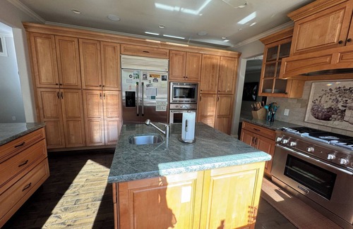 Lucas Valley-Marinwood Casa | Luxury 4 bedroom, 4 bathroom San Rafael Private Estate, serene & central