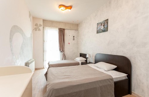 mtatsminda Apartamento | Luxury 4 Bedroom Apartment