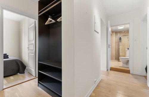Majorstua Apartamento | Luxury 4-Bedroom Apartment in Oslo's Heart - Walk to Major Attractions