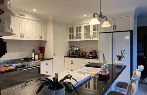 Dee Why Casa | Luxury 4 bedroom house