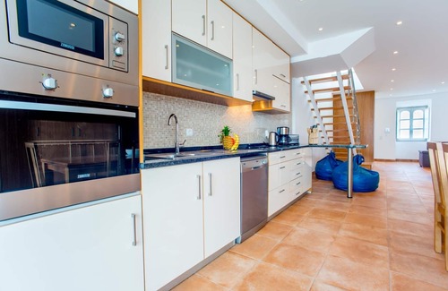 Tavira Cabaña | Casa de lujo de 4 dormitorios con piscina privada en el centro de la ciudad.