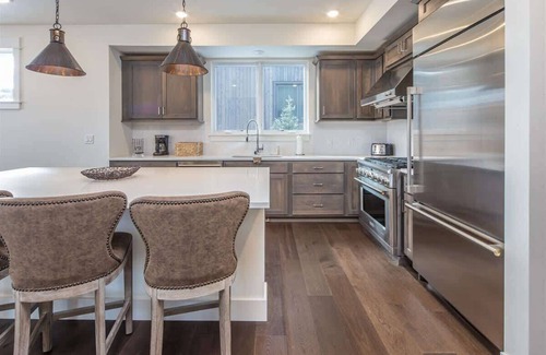 Big Sky Casa | Luxury 4 Bedroom Townhome Big Sky Town Center