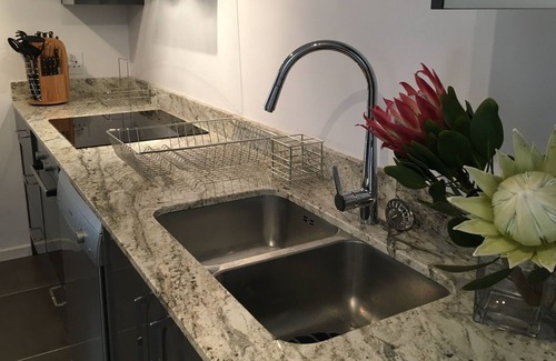 Stellenbosch Villa | Villa de lujo de 4 dormitorios con piscina privada y jardín en Stellenbosch