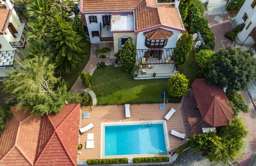 Dogankoy Villa | Lujosa villa de 3 dormitorios en Bellapais, vistas a la montaña y al mar, comentarios increíbles