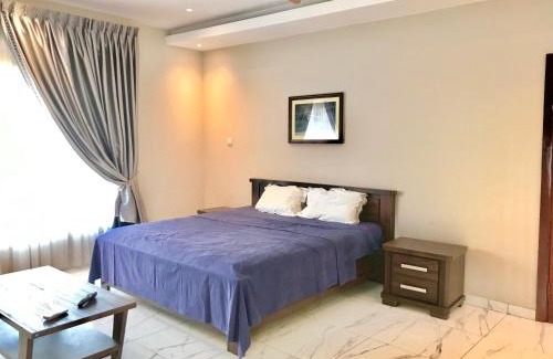 Teshie Villa | Luxury 4 bedrooms Townhouse