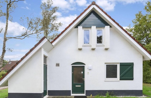 Enter Casa | Luxury 4-person bungalow in the holiday park Landal Landgoed De Elsgraven