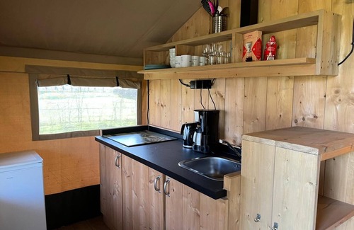 Hensbroek Cabaña | Luxury 4-person safari tent on Landgoed de Leijen