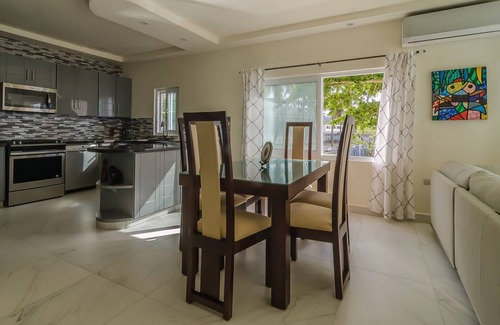 Cabarete Apartamento | Luxury 4BD Beachfront Condo with Amazing Sea Views, Pool, Central Location
