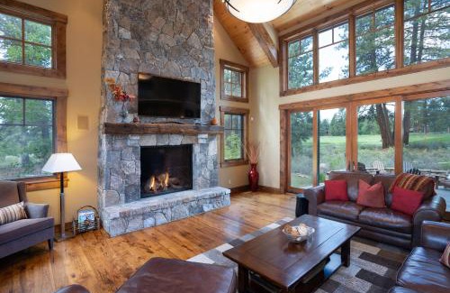 Truckee Casa | Luxury 4BD Residence on Old Greenwood Golf Course. Free Grocery Delivery!