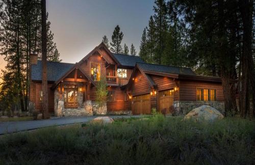 Truckee Casa | Luxury 4BD Residence on Old Greenwood Golf Course. Free Grocery Delivery!