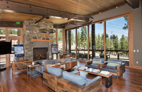 Truckee Casa | Luxury 4BD True Ski-In/Ski-Out Mid-Mountain Residence - Trailside Northstar