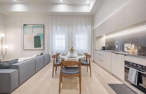 Downtown Montreal Apartamento | Luxury 4BR/3BA Penthouse with Private Terrace