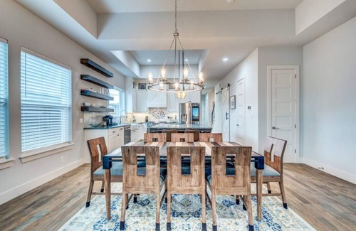 Old East Dallas Casa | Nuevo hogar de 9 camas a 5 minutos de Greenville y DT