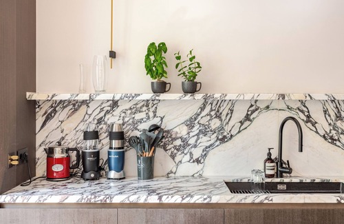 Champs-Elysees Casa | Luxury 4BR Hideaway in the Heart of Paris!