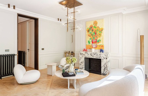 Champs-Elysees Casa | Luxury 4BR Hideaway in the Heart of Paris!