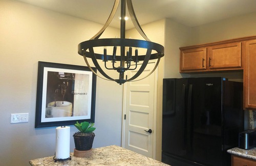 Salinas Casa | Luxury 4BR House w/AC f& WiFI in Salinas - Near Monterey, Family friendly