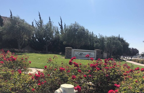 Salinas Casa | Luxury 4BR House w/AC f& WiFI in Salinas - Near Monterey, Family friendly