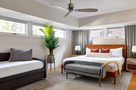 Germantown Casa | Luxury 4BR Retreat Near Downtown