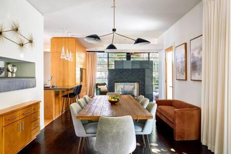 Germantown Casa | Luxury 4BR Retreat Near Downtown