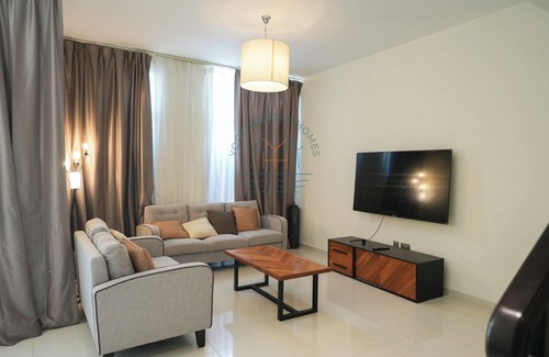 Dubai Apartamento | Luxury 4BR Villa With Private Garden
