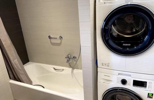 Khalandrion Apartamento | Luxury 4BR with 3 Bathrooms Apartment in Marousi