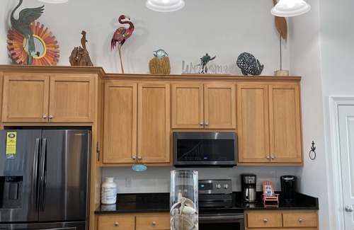 Mexico Beach Condominio | Luxury 5⭐️ 3bd3ba condo sleeps 10 with Double water views & a private boat slip
