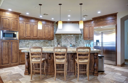 Las Sendas Casa | Luxury 5 Bdrm 5 Bath Retreat, Gorgeous Red Mountain Views, Private Pool/Spa