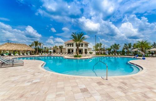 Kissimmee Casa | Luxury 5 Bedroom 5 bath private pool Home 279