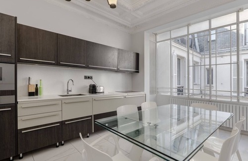Chaillot Apartamento | Luxury 5 Bedroom Apartment - Next To The Eiffel Tower