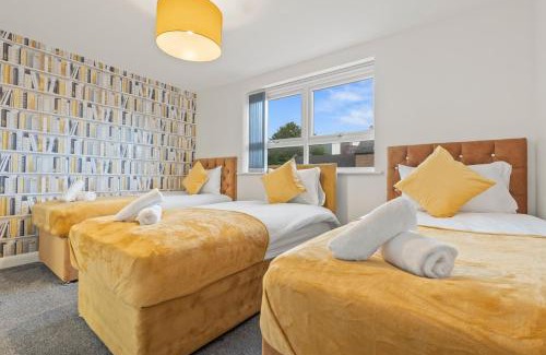 Birmingham City Centre Apartamento | Luxury 5 bedroom House With FREE Parking and Pool Table