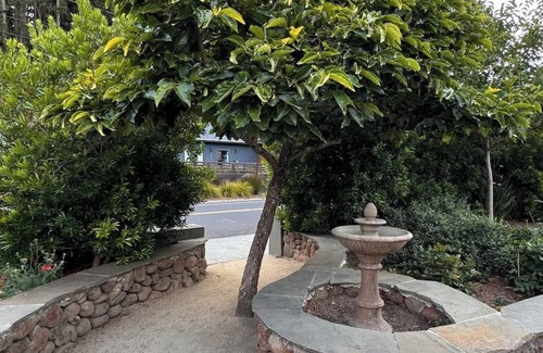 Tamalpais-Homestead Valley Casa | Spacious 5-BR Home in Scenic Mill Valley Retreat