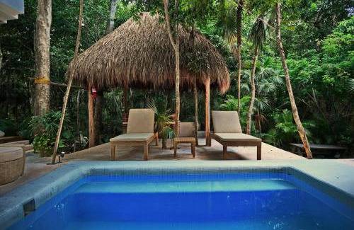 Akumal Casa | Luxury 5-br Oasis Golf, Private Pool, Beach!