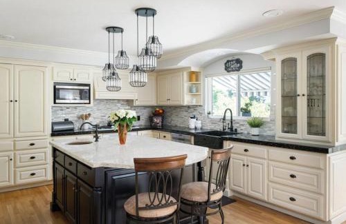 La Mesa Casa | Luxury 5br 3 5ba w Pool & Hot Tub