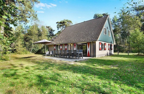Eerbeek Casa | Luxury 6-person bungalow - Widely accessible in the holiday park Landal Coldenhove