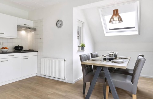 Enter Casa | Luxury 6-person bungalow in the holiday park Landal Landgoed De Elsgraven