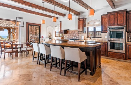 Cabo San Lucas Casa | Luxury 6BR Escape w/Ocean & Golf Views