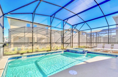 Campbell Casa | Luxury 6BR Home - Pool, Hot Tub, BBQ - Near Disney